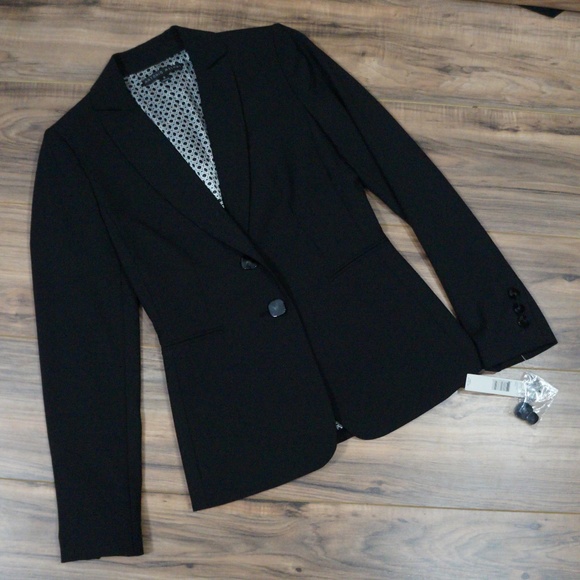 ANTONIO MELANI Jackets & Blazers - NWT Antonio Melani black blazer sz 0
